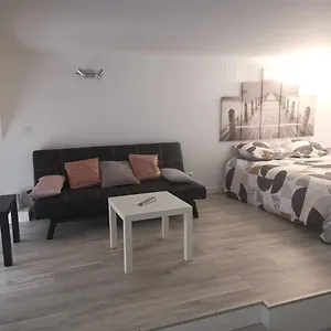  Apartamento Beau Studio Rénové Lumineux , Calme , Wifi Francia