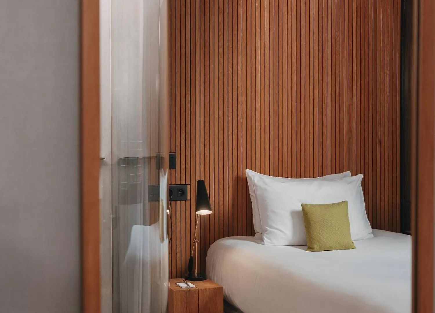Drawing Hotel Parijs