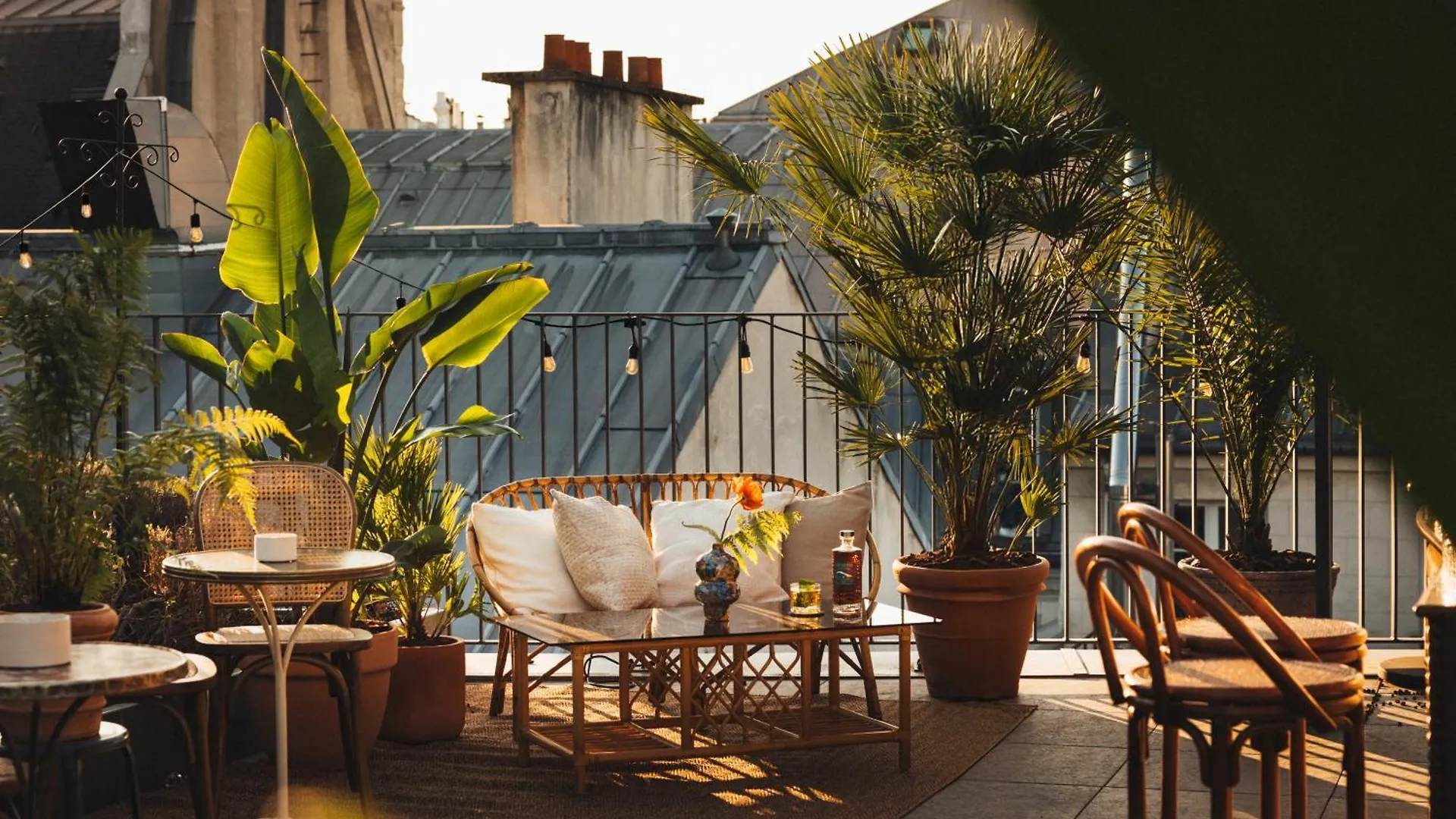 Drawing Hotel Parijs